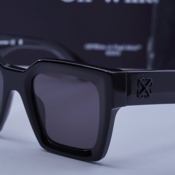 Off-White OERI13I JACKSON 1307 Square Sunglasses – Black/Dark Grey - Picture 4 of 10